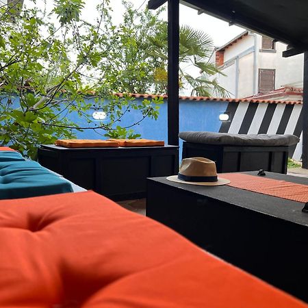 Blue Orange Lake Hostel オフリド エクステリア 写真