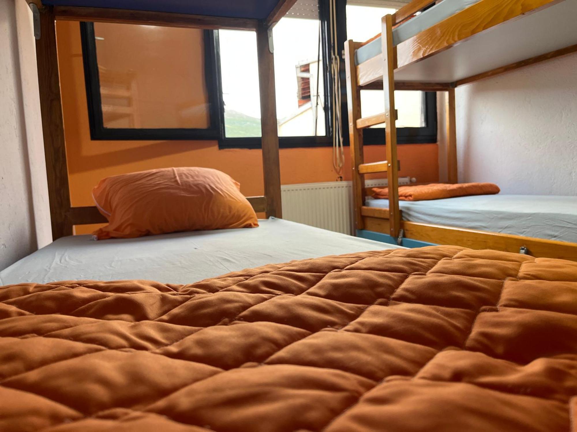 Blue Orange Lake Hostel オフリド エクステリア 写真