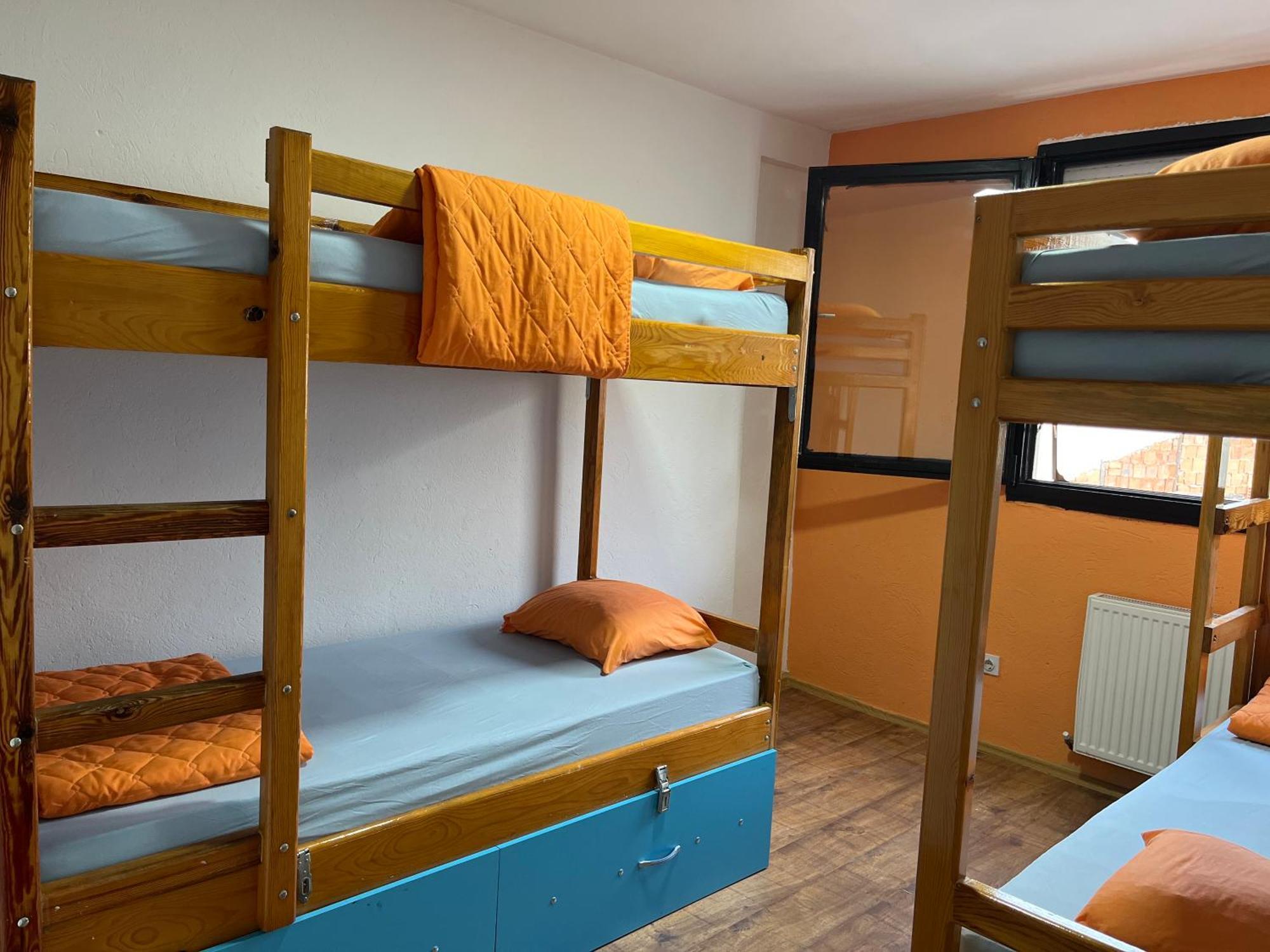 Blue Orange Lake Hostel オフリド エクステリア 写真