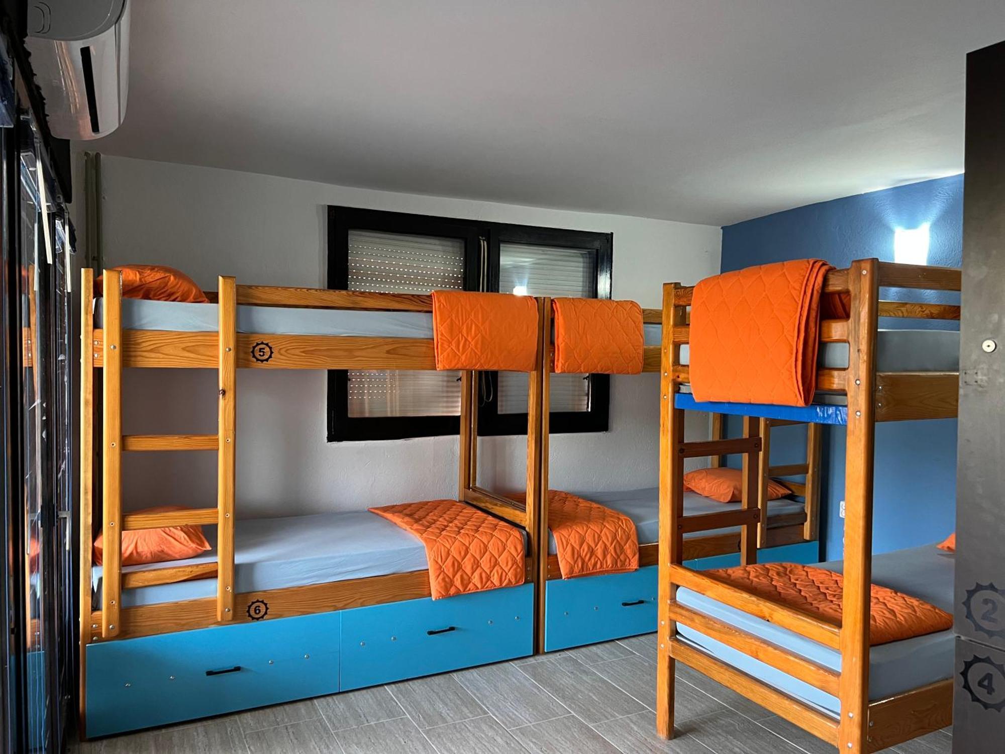 Blue Orange Lake Hostel オフリド エクステリア 写真