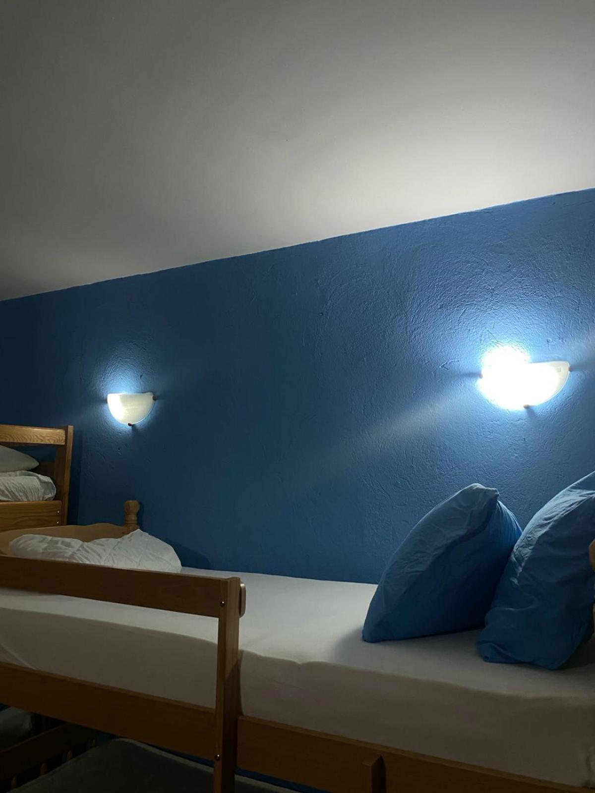 Blue Orange Lake Hostel オフリド エクステリア 写真